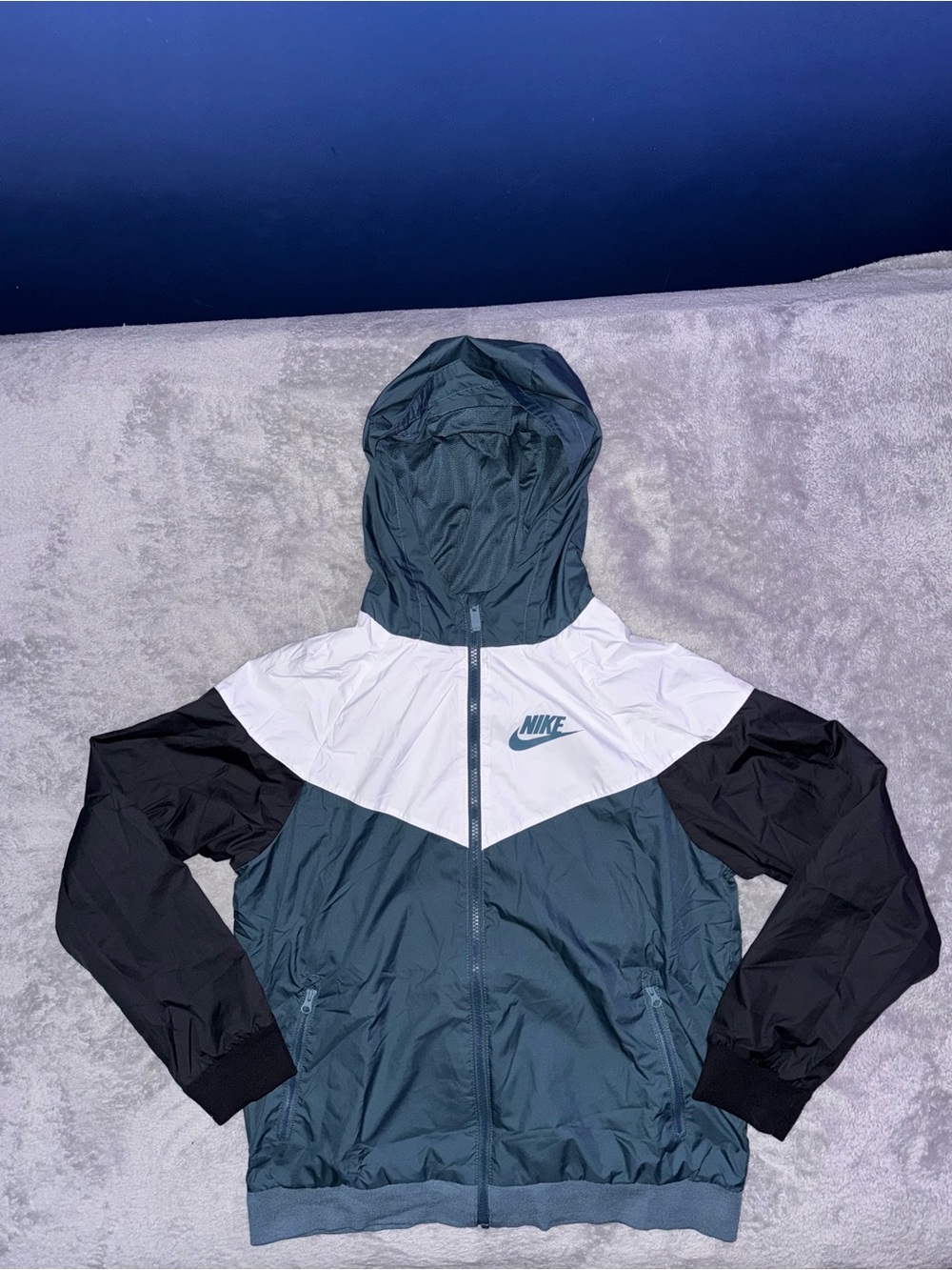 Youth Kids Nike Hooded Windbreaker in Teal, White & Black